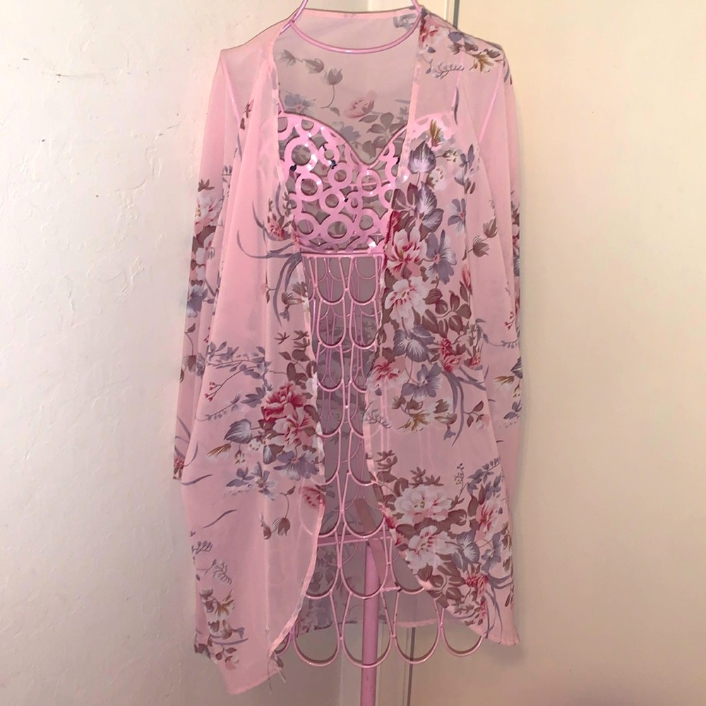 💝Unlisted brand Pink floral multi Duster- Large